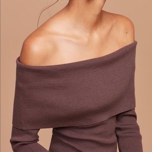 Wilfred Aritzia off the shoulder sweater
